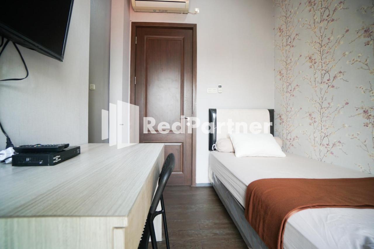 Toba Mansion Syariah Near Benhil Redpartner Hotel Jakarta Bagian luar foto