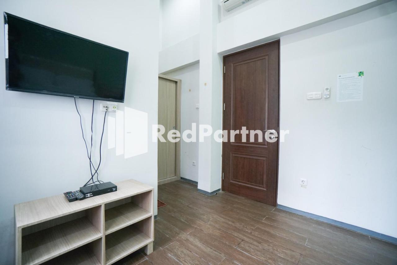 Toba Mansion Syariah Near Benhil Redpartner Hotel Jakarta Bagian luar foto