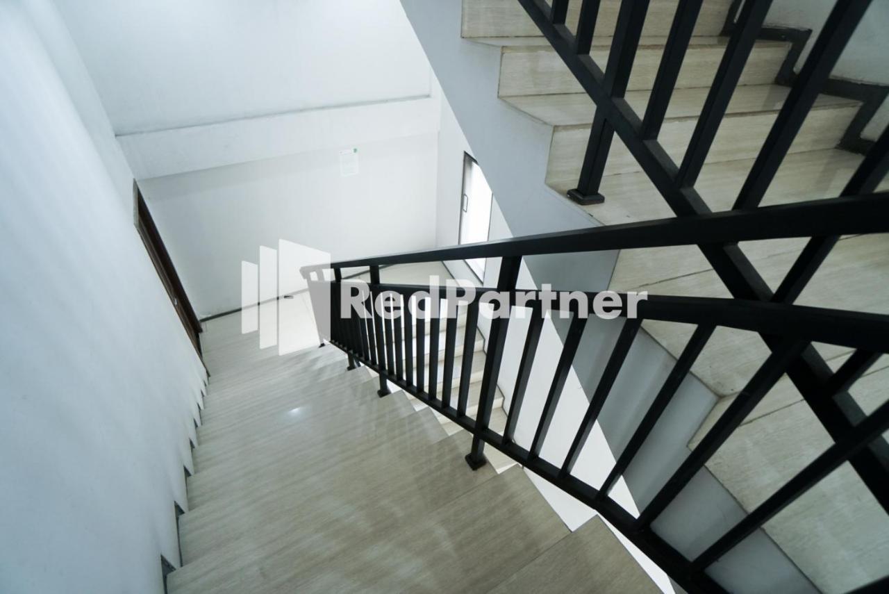 Toba Mansion Syariah Near Benhil Redpartner Hotel Jakarta Bagian luar foto