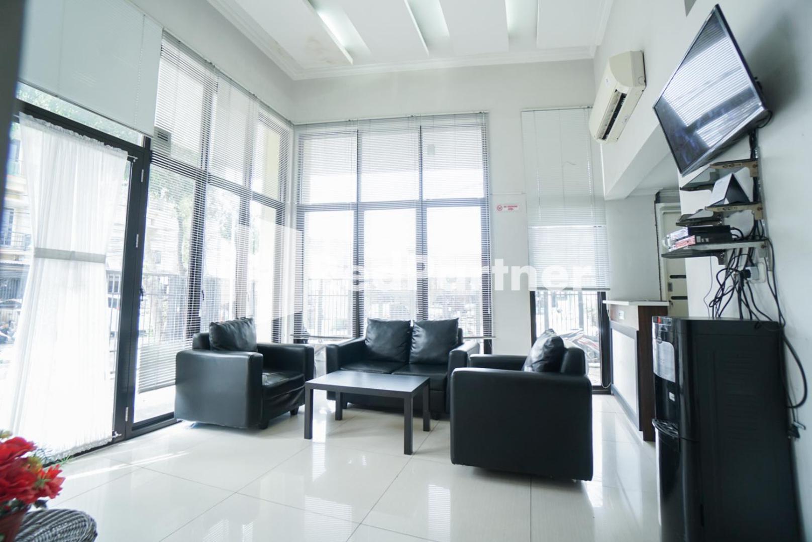 Toba Mansion Syariah Near Benhil Redpartner Hotel Jakarta Bagian luar foto